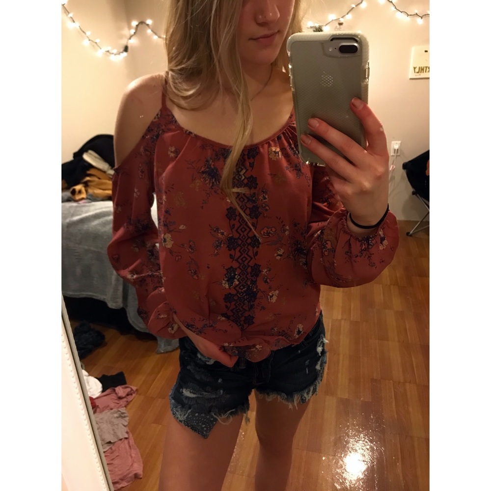 Cold Shoulder Long Sleeve Top